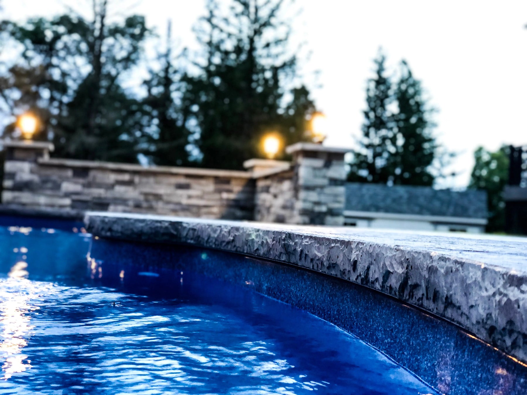 Poolform Form Liner - 3" Chiseled Slate Edge Z-Form